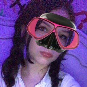 Meet your Posher, Lizzie